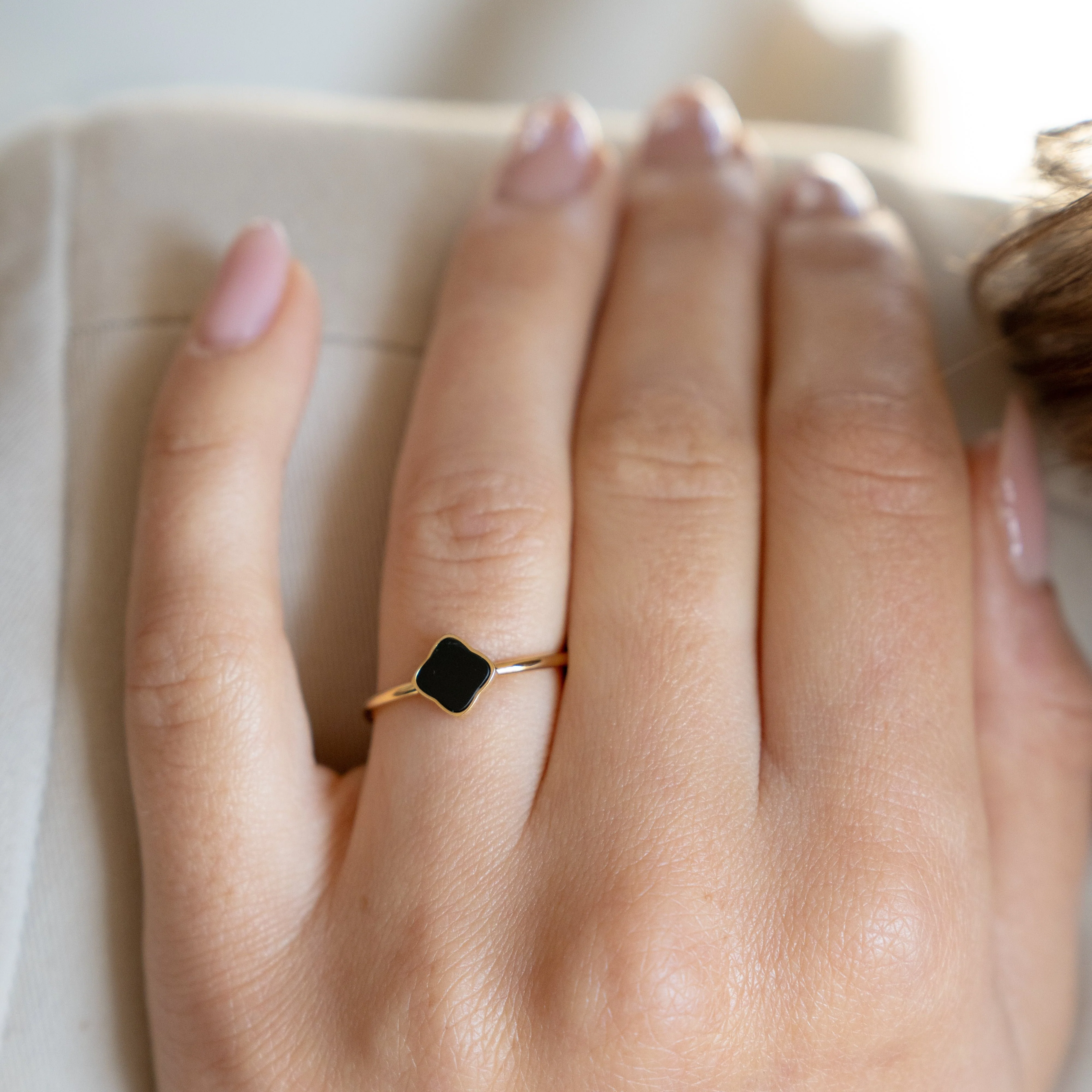 Flora Gold Black Ring - Image 2